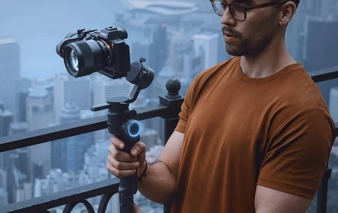 MOZA AirCross 2 3 Axis Handheld Gimbal for Mirrorless Camera